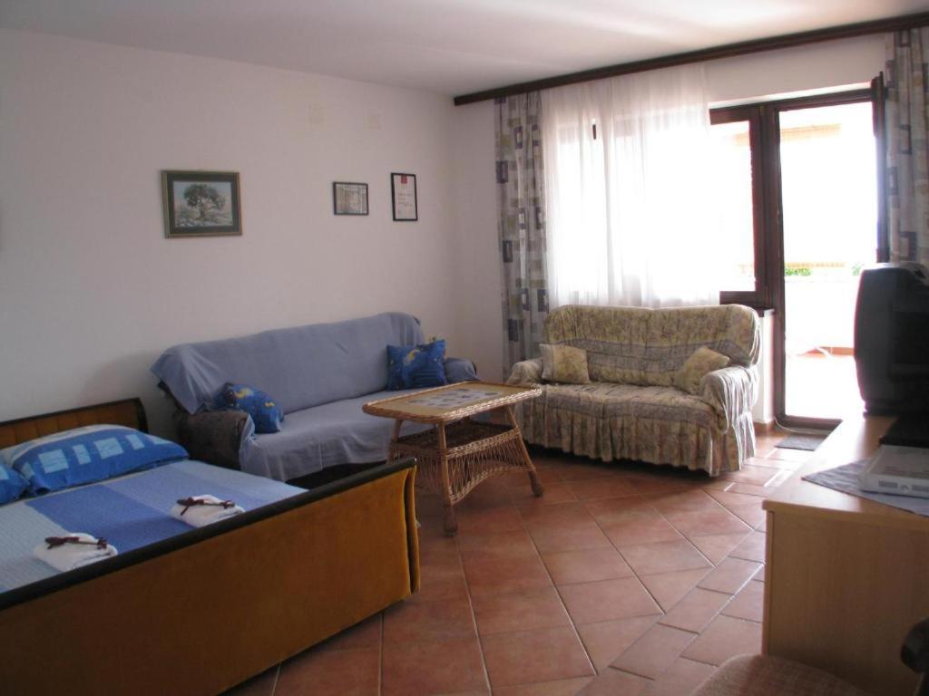 Apartments Pine Diver Pinezići Exterior foto